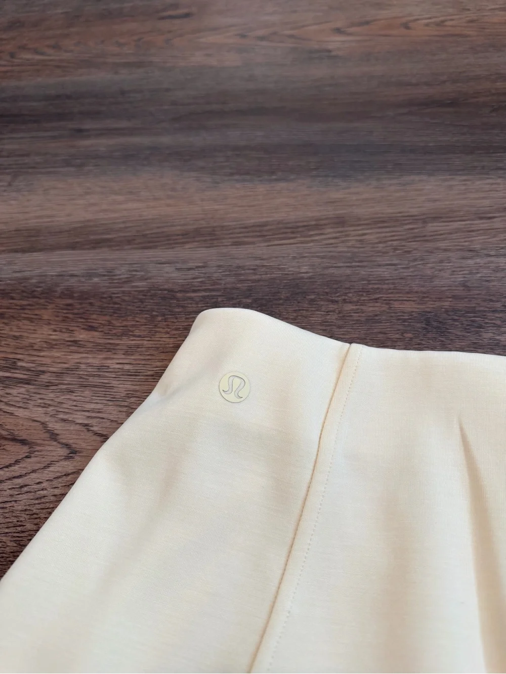 lululemon athletica excellent preloved